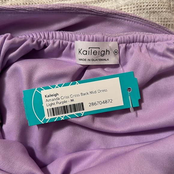 Kaileigh brand Amanda Criss Cross back midi dress - Picture 4 of 7